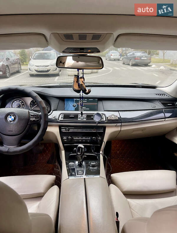 Седан BMW 7 Series 2011 в Одесі фото 13 Седан BMW 7 Series 2011 в Одесі