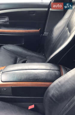 Седан BMW 7 Series 2002 в 