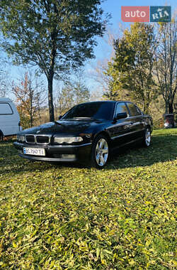 Седан BMW 7 Series 2001 в Рудки