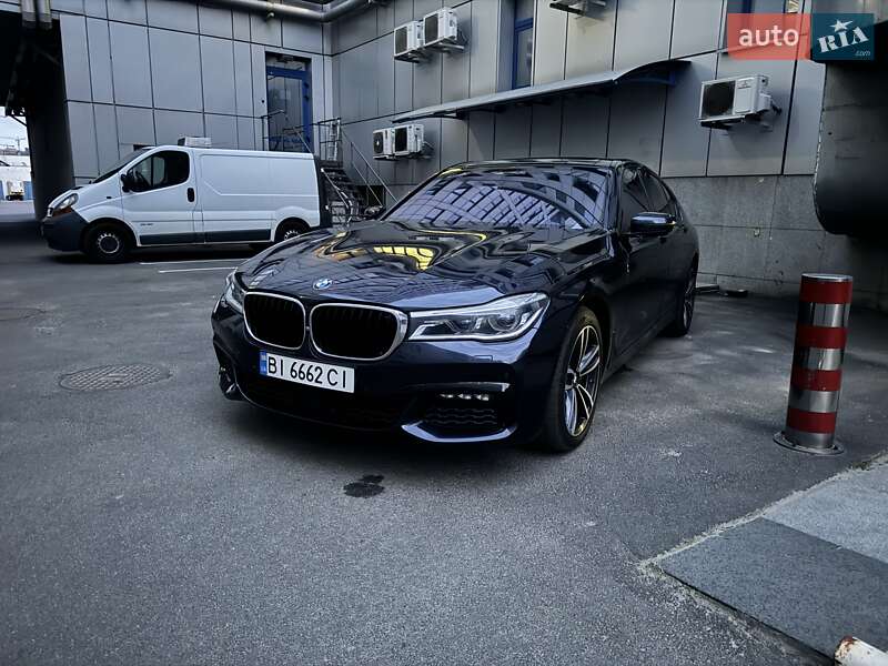 Седан BMW 7 Series 2016 в Киеве