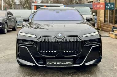 Седан BMW 7 Series 2024 в 