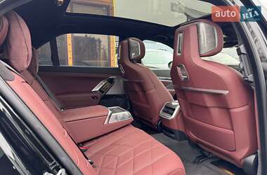 Седан BMW 7 Series 2024 в 
