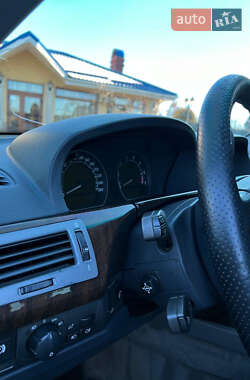 Седан BMW 7 Series 2004 в 