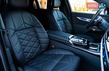 Седан BMW 7 Series 2024 в 