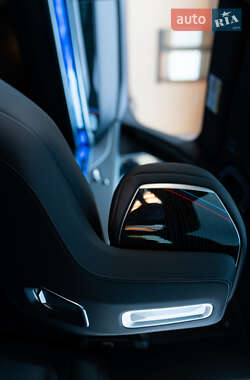 Седан BMW 7 Series 2024 в 