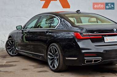 Седан BMW 7 Series 2019 в 