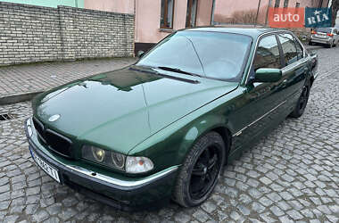 Седан BMW 7 Series 1996 в Чернівцях