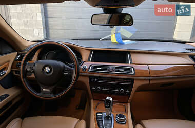 Седан BMW 7 Series 2013 в Рівному