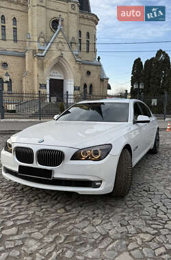 Седан BMW 7 Series 2010 в Луцке