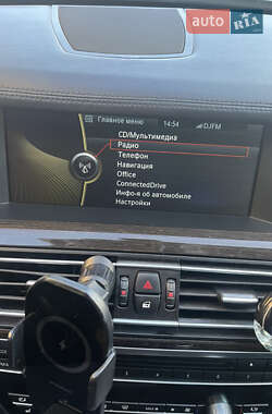 Седан BMW 7 Series 2010 в 