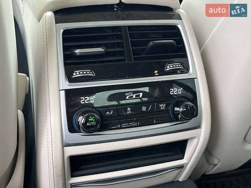 Седан BMW 7 Series 2018 в Львові