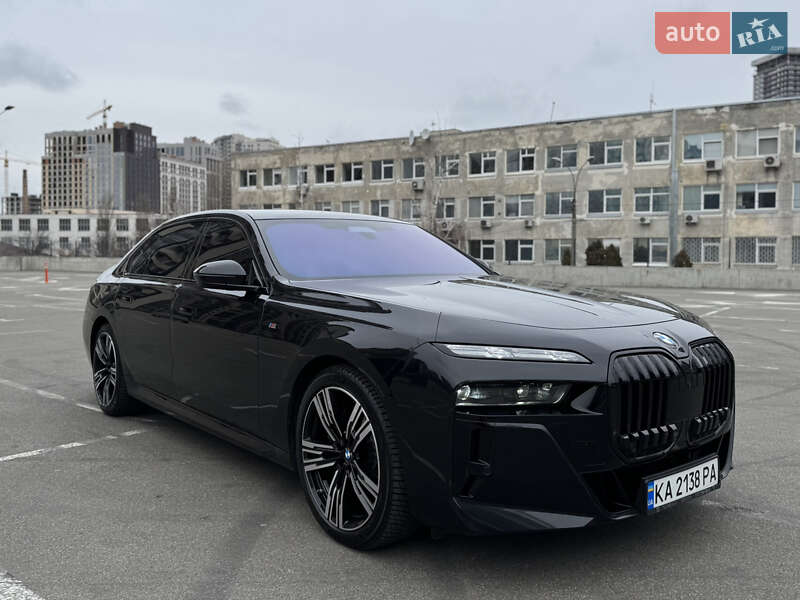 Седан BMW 7 Series 2023 в Киеве фото 8 Седан BMW 7 Series 2023 в Киеве