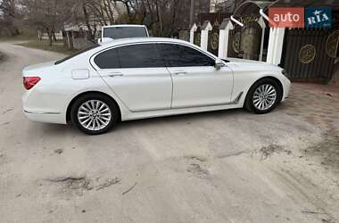 Седан BMW 7 Series 2016 в Кременчуці