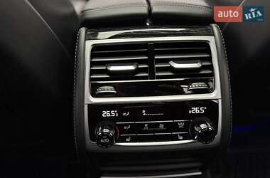 Седан BMW 7 Series 2018 в 