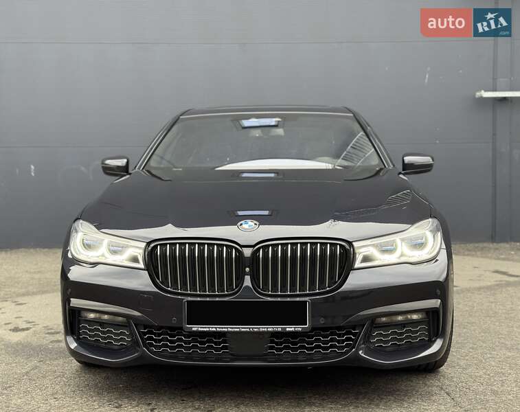 Седан BMW 7 Series 2018 в 