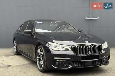 Седан BMW 7 Series 2018 в 