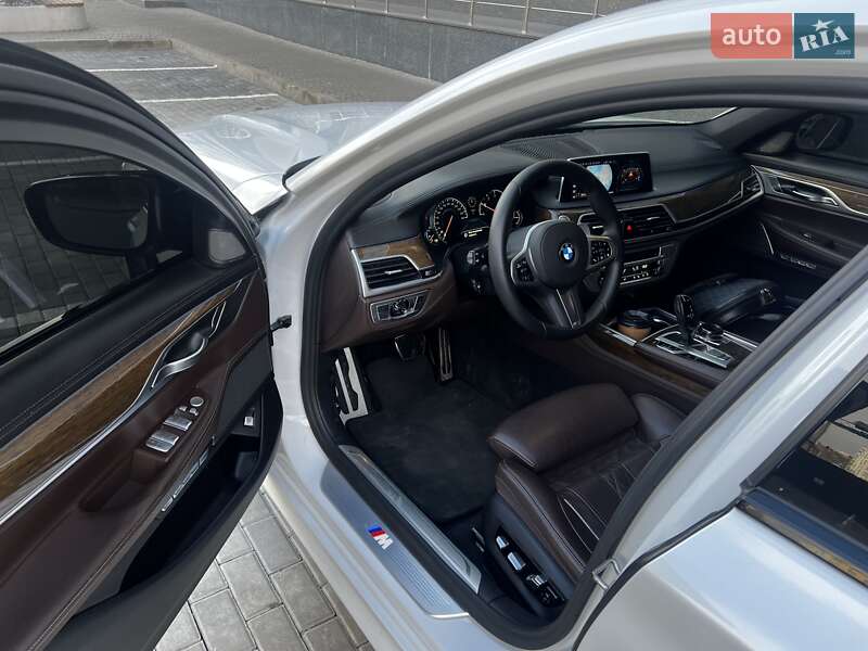 Седан BMW 7 Series 2017 в Києві