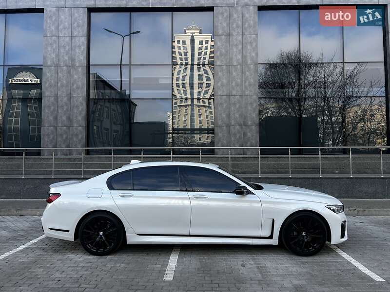 Седан BMW 7 Series 2017 в Києві