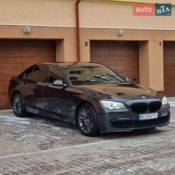 Седан BMW 7 Series 2014 в Львові