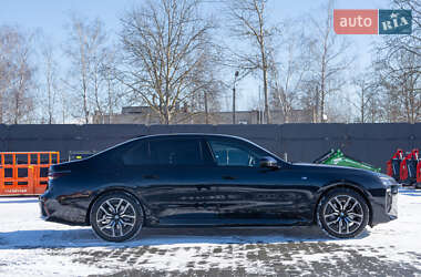 Седан BMW 7 Series 2024 в 