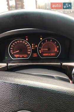 Седан BMW 7 Series 2002 в 