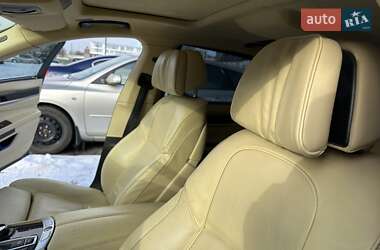 Седан BMW 7 Series 2013 в 