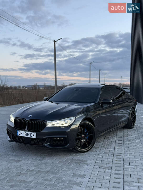 Седан BMW 7 Series 2016 в 
