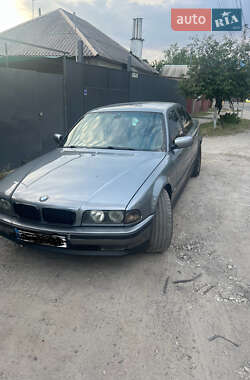 Седан BMW 7 Series 1995 в 