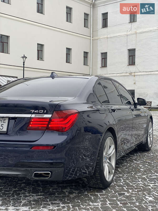Седан BMW 7 Series 2012 в Луцьку