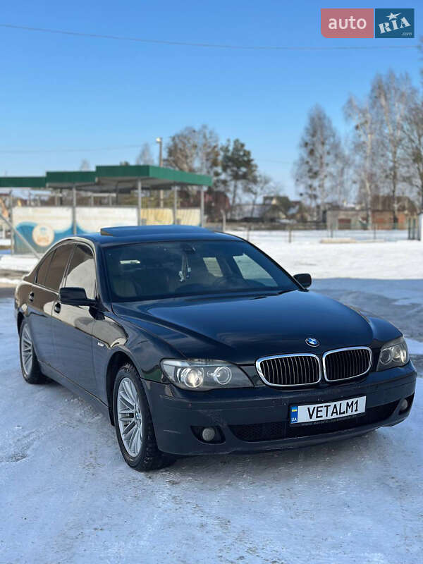 Седан BMW 7 Series 2005 в Рокитному