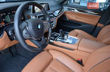 Седан BMW 7 Series 2019 в 