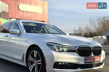 Седан BMW 7 Series 2015 в 