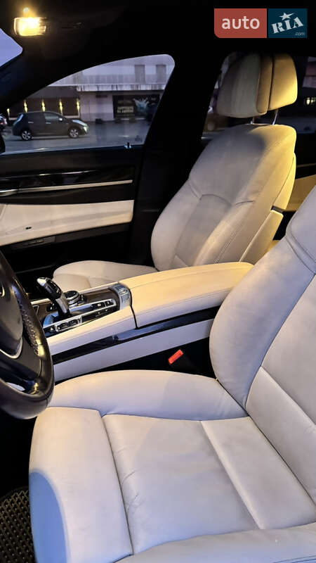 Седан BMW 7 Series 2015 в Житомирі фото 23 Седан BMW 7 Series 2015 в Житомирі