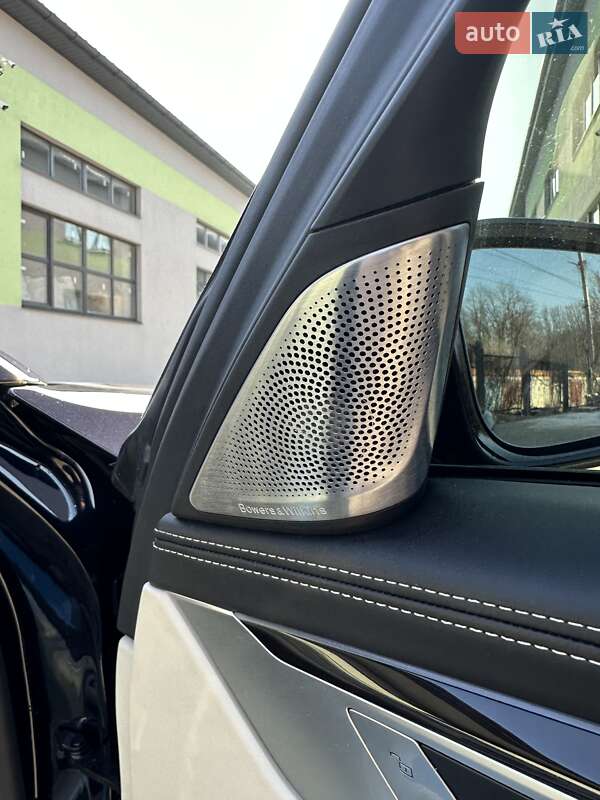 Седан BMW 7 Series 2021 в Львове