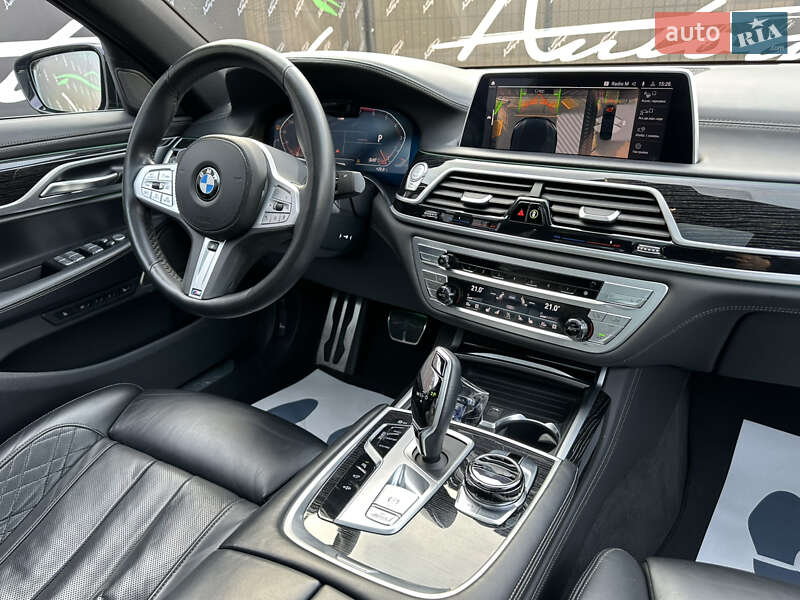 Седан BMW 7 Series 2019 в Києві