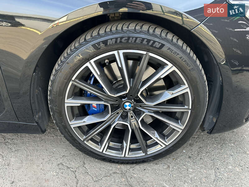 Седан BMW 7 Series 2019 в Києві