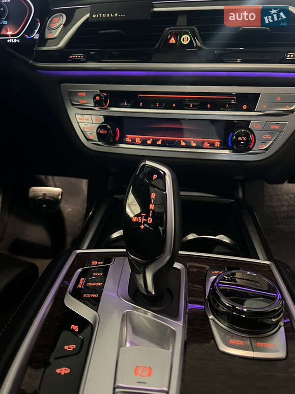 Седан BMW 7 Series 2019 в Киеве фото 4 Седан BMW 7 Series 2019 в Киеве