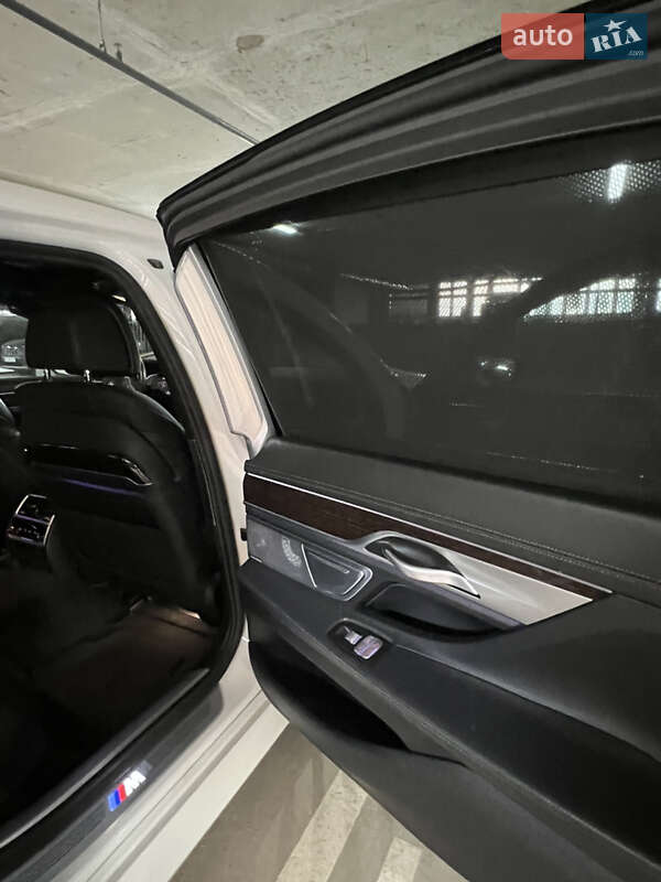 Седан BMW 7 Series 2019 в Киеве фото 8 Седан BMW 7 Series 2019 в Киеве