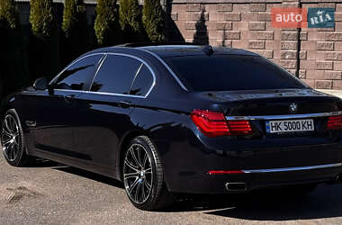 Седан BMW 7 Series 2012 в Рівному