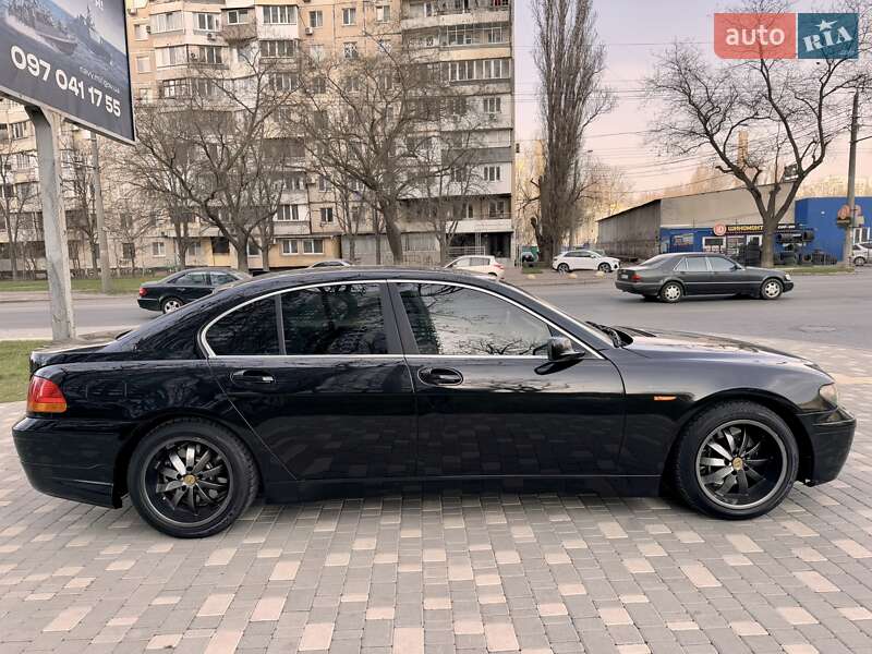 Седан BMW 7 Series 2003 в Одессе
