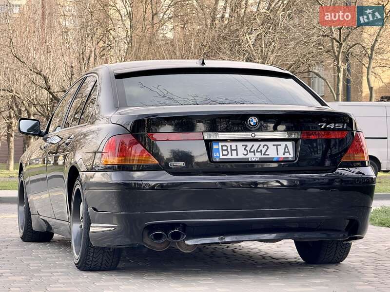 Седан BMW 7 Series 2003 в Одессе