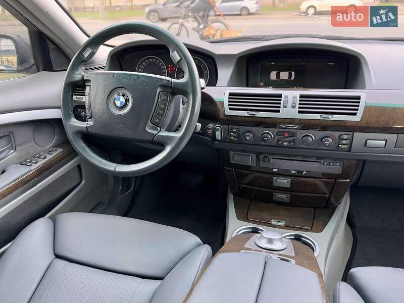 Седан BMW 7 Series 2003 в Одессе