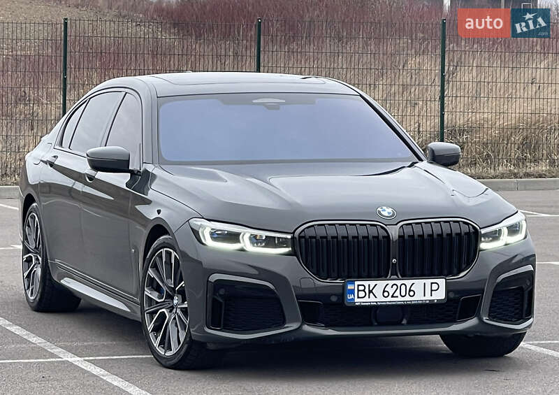 Седан BMW 7 Series 2020 в Ровно