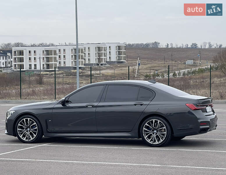 Седан BMW 7 Series 2020 в Ровно