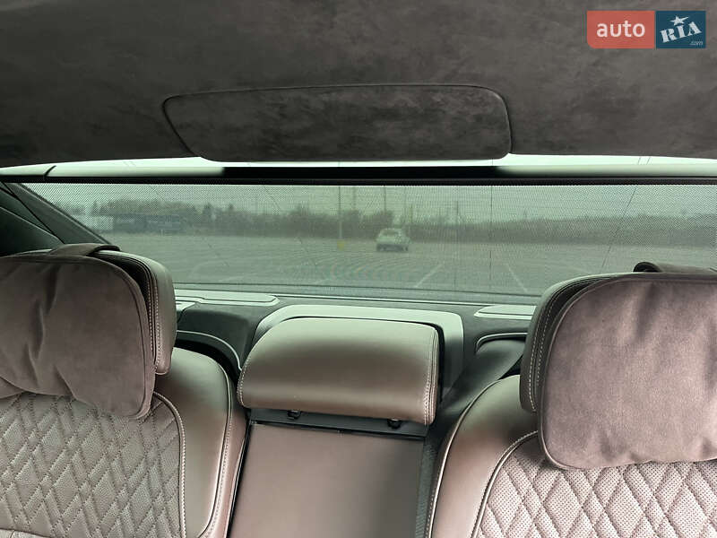 Седан BMW 7 Series 2020 в Ровно