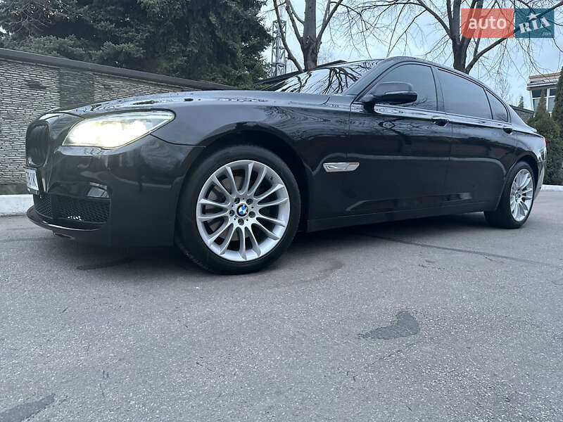 Седан BMW 7 Series 2012 в Днепре