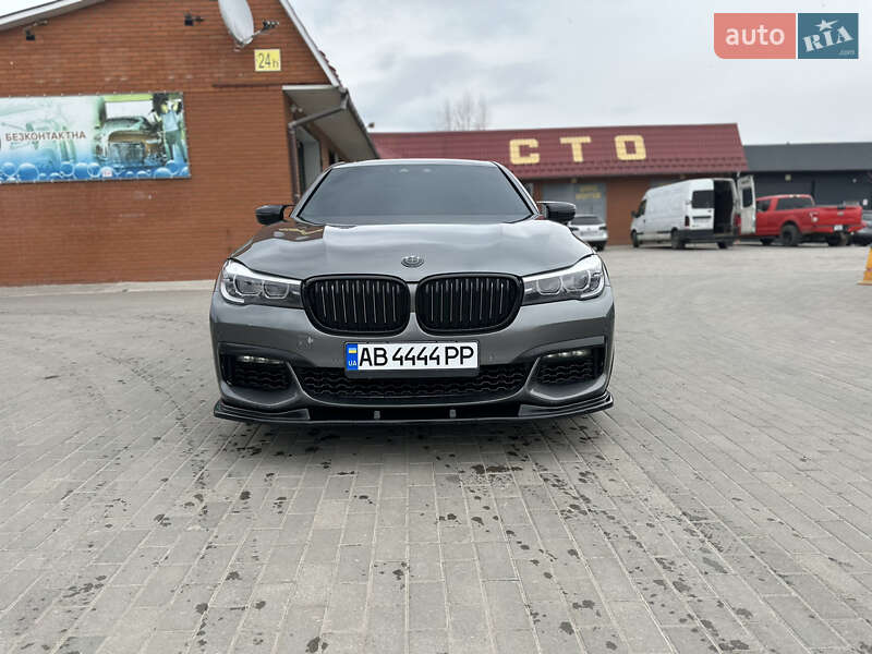 Седан BMW 7 Series 2018 в Киеве