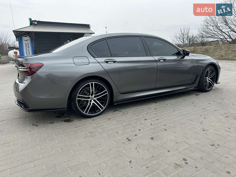 Седан BMW 7 Series 2018 в Киеве