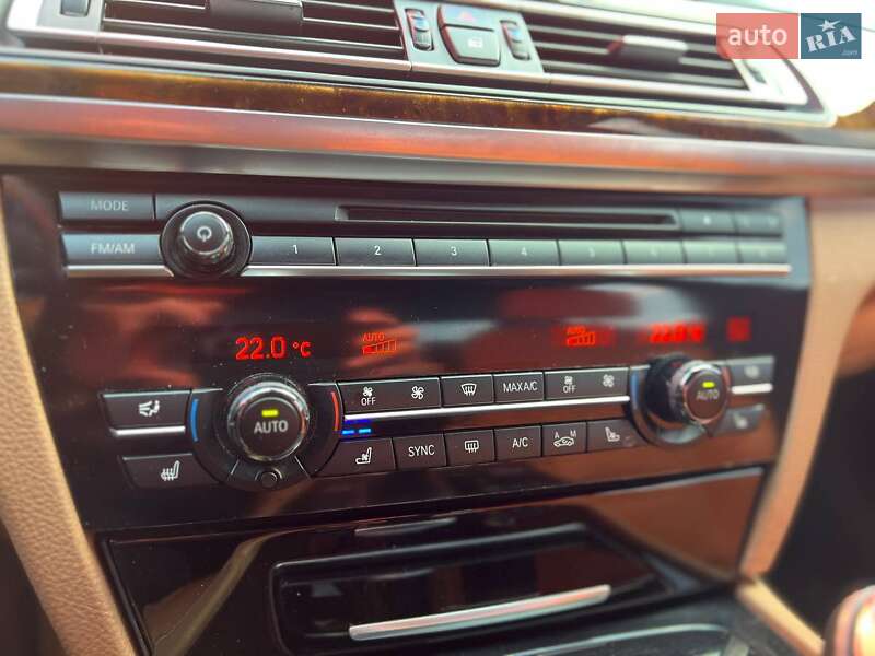 Седан BMW 7 Series 2014 в Киеве