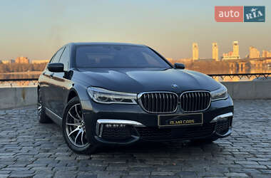 Седан BMW 7 Series 2016 в 